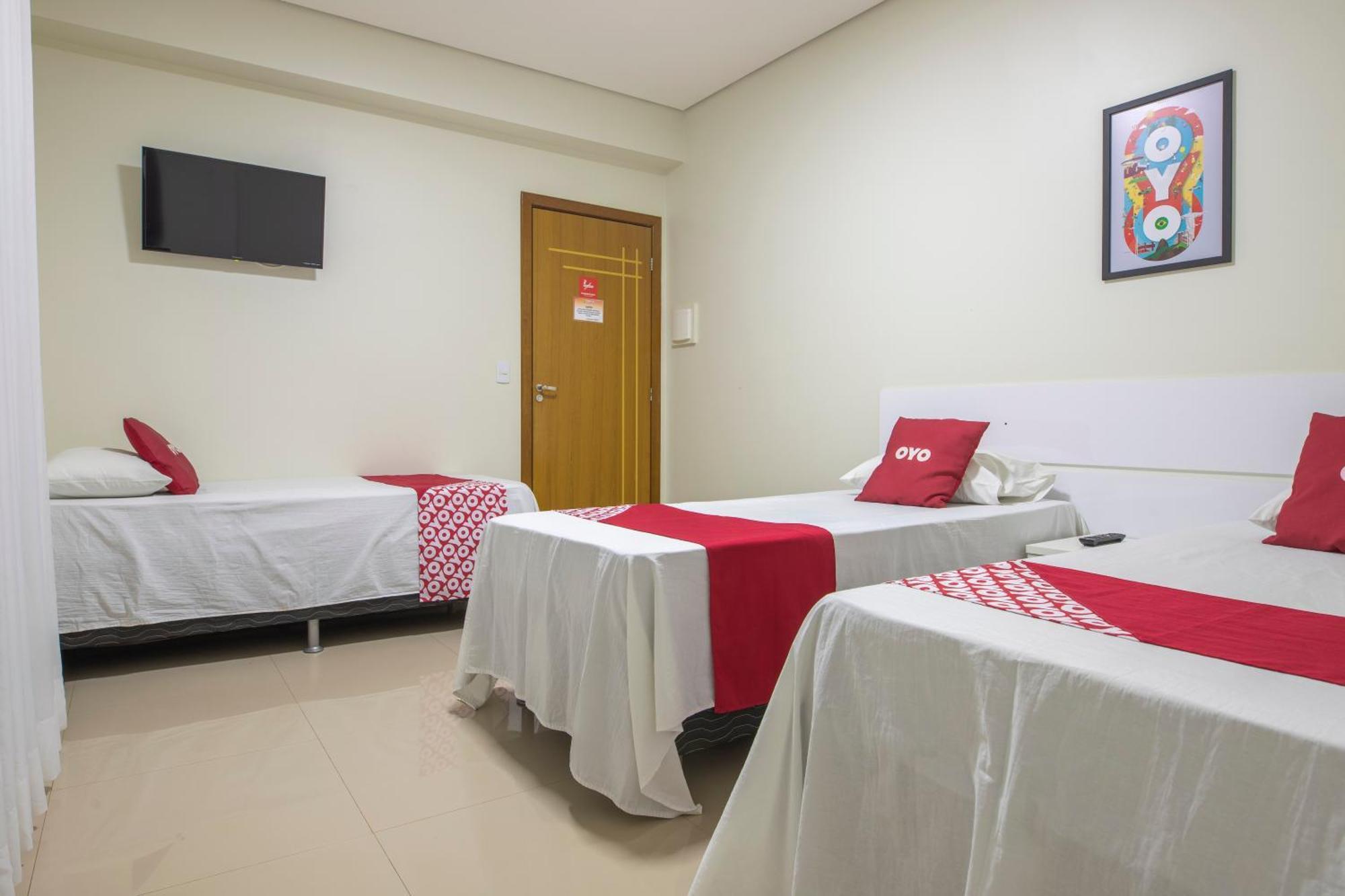 Oyo Tropical Confort Hotel, Brasilia Sao Sebastiao  Luaran gambar
