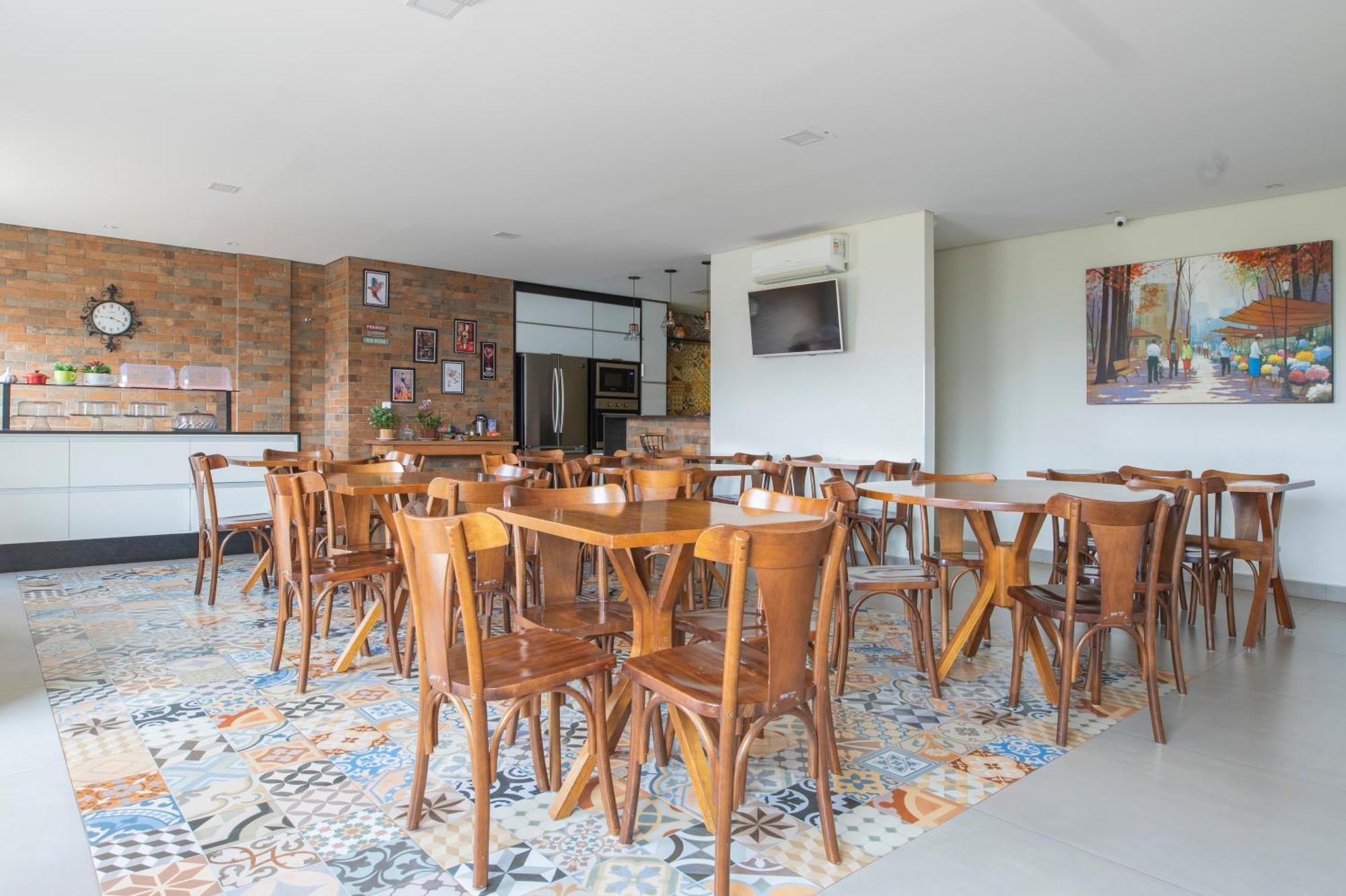 Oyo Tropical Confort Hotel, Brasilia Sao Sebastiao  Luaran gambar