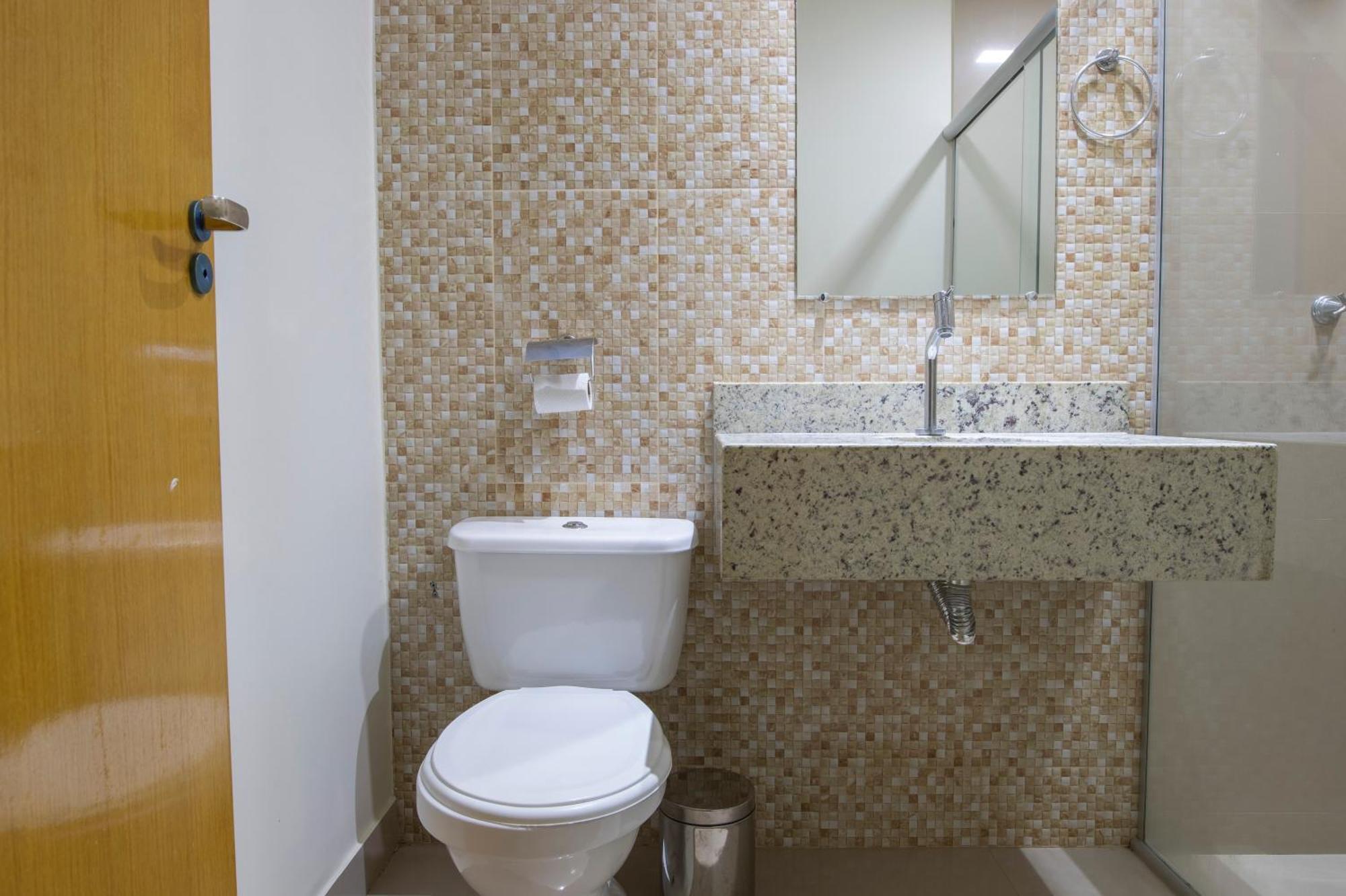 Oyo Tropical Confort Hotel, Brasilia Sao Sebastiao  Luaran gambar
